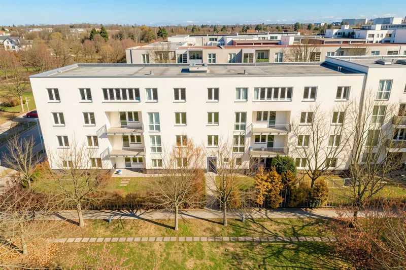 Kernsaniertes 1,5 Zimmer-Apartment: Erstbezug in Rudow – ideal für Singles & BER-Pendler — photo 1